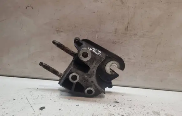 Volvo V50 Engine mounting bracket 3M516030BE