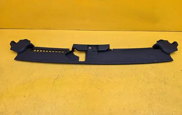 Audi A1 Radiator trim 82A807081