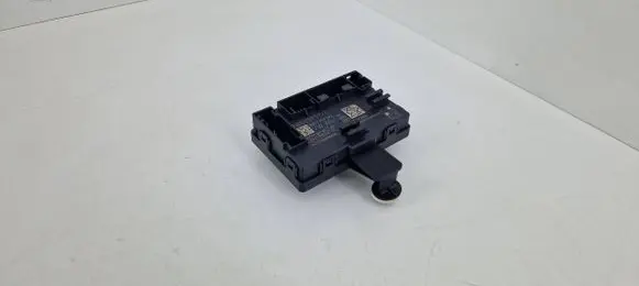 Audi A4 S4 B9 Door control unit/module 8W0959592E 8W0959592 A2C7466601600