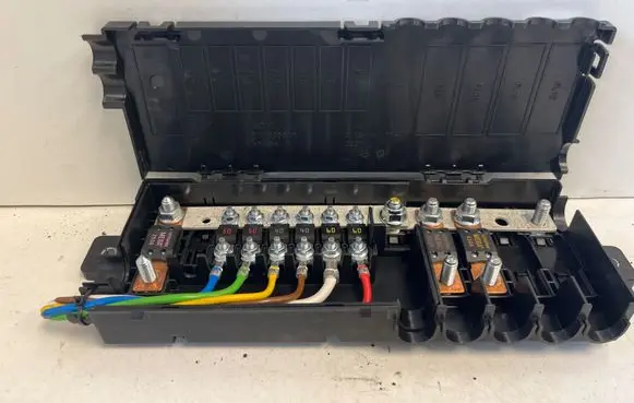 Jaguar XE Fuse box set HX7314516AA
