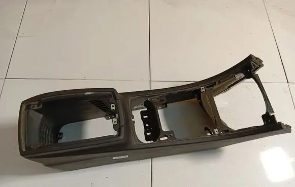 Ford S-MAX Center console 