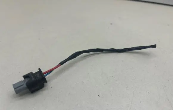 BMW 2 F46 Other relay 7574677