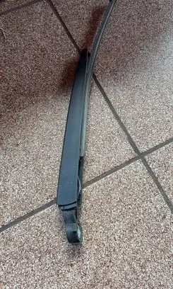 Volkswagen Golf VII Rear wiper blade arm 6R6955707B