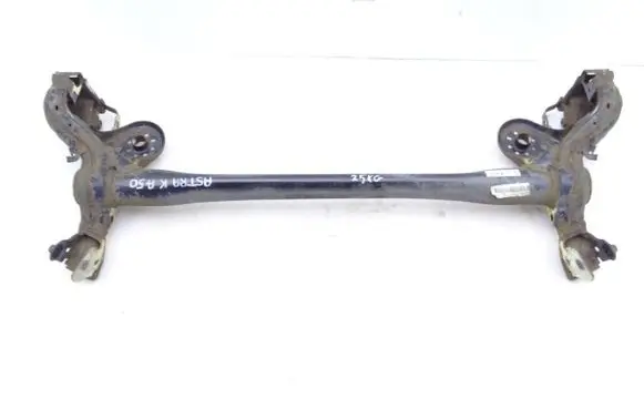 Mitsubishi Pajero Rear axle beam 2331AB376