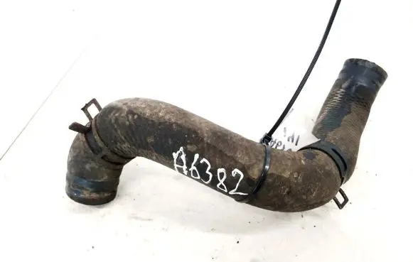 Toyota Avensis Verso Engine coolant pipe/hose