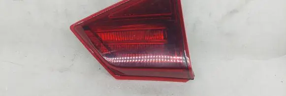 Suzuki Vitara (LY) Tailgate rear/tail lights 