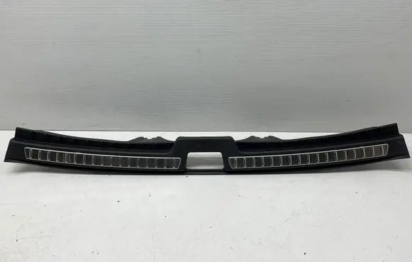 Volvo XC90 Trunk/boot sill cover protection 32239215 32239216