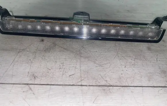 Volvo V70 Third/center stoplight 8658948