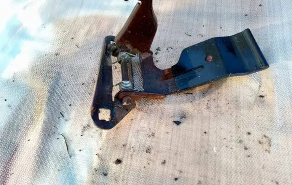 Land Rover Range Rover Sport L320 Engine bonnet/hood lock/latch loop/hook FPD500050