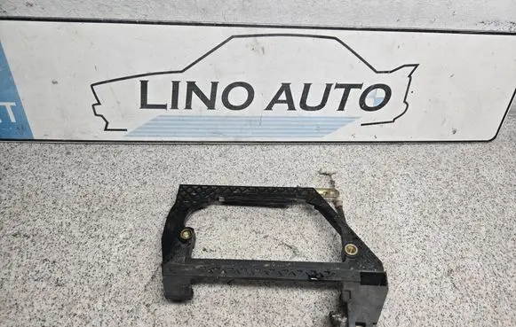 BMW 7 E38 Rear door exterior handle/bracket 51228245346