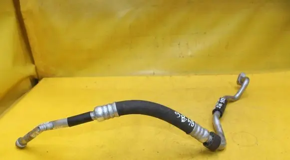 Audi A4 S4 B6 8E 8H Air conditioning (A/C) pipe/hose 8E1260712Q