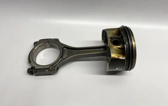 Ford Mustang VI Piston BA5E6K100FA KS1295