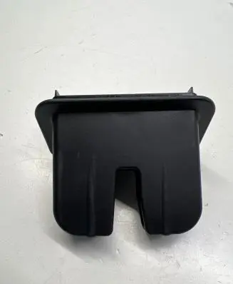 Audi A6 C7 Tailgate/boot lid lock trim 4H0827520