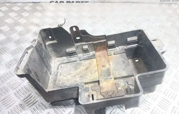 Ford Focus Battery tray 