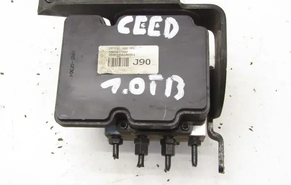 KIA Ceed ABS Pump 58900J7900