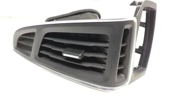 Ford Focus Dashboard side air vent grill/cover trim BM51A018B09CJ Bm51018b09
