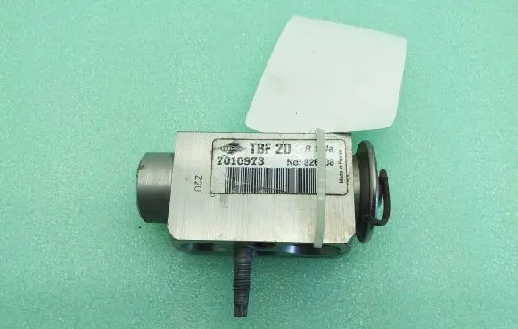 Air conditioning (A/C) expansion valve