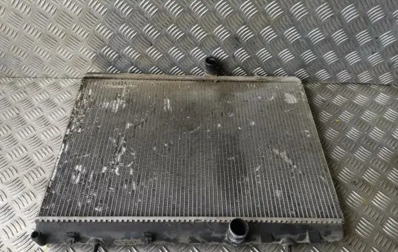 Citroen C4 I Coolant radiator 9680533480