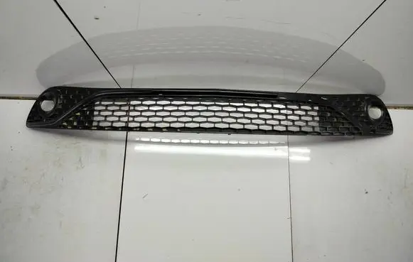 Lancia Ypsilon Front bumper lower grill 735618649