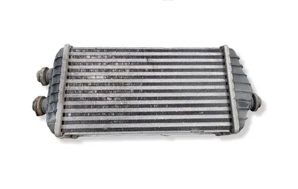 Hyundai i30 Intercooler radiator 282702A770