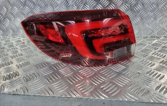 Opel Astra K Rear/tail lights 39077376