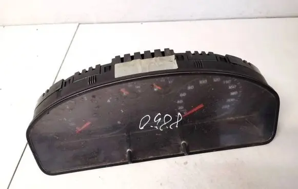 Volkswagen Transporter - Caravelle T5 Speedometer (instrument cluster) 88311346