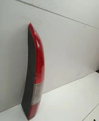Volvo V70 Tailgate rear/tail lights