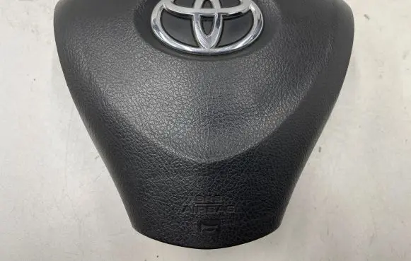 Toyota Auris 150 Steering wheel airbag 4513002290B0
