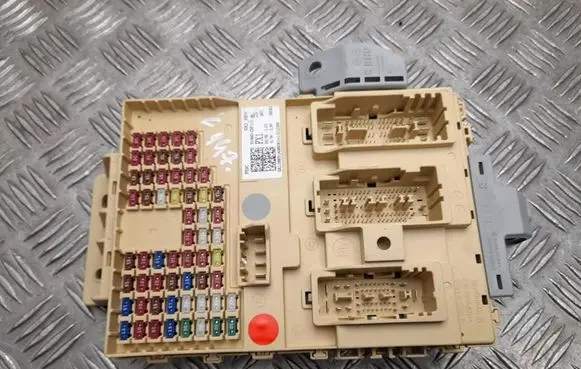 Hyundai Kona II Fuse box set 91960DF110