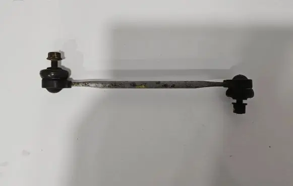 Skoda Citigo Front anti-roll bar/stabilizer link 6C0411315A 6C0411315