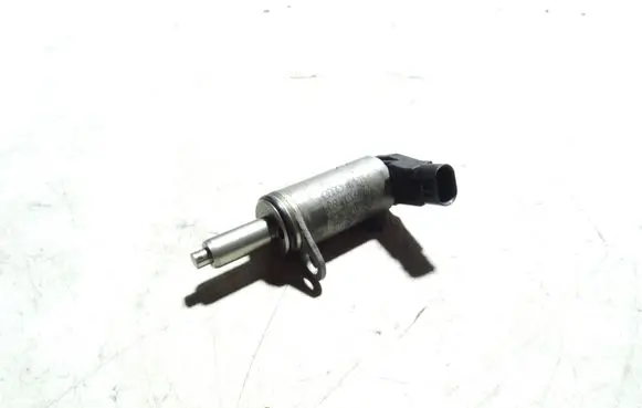 Audi A4 S4 B8 8K Camshaft position sensor 06H103697A