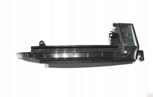 Audi A6 S6 C6 4F Mirror indicator light 