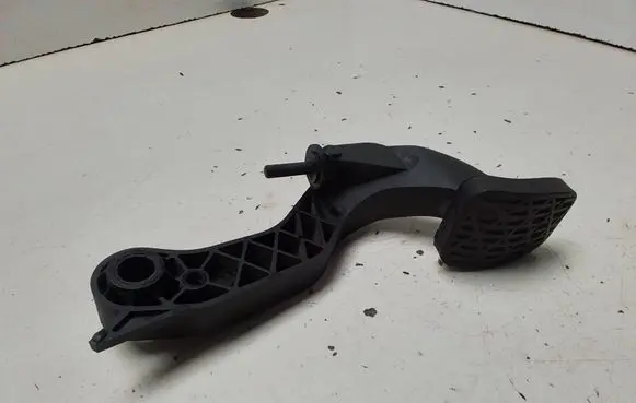 Mercedes-Benz A W168 Clutch pedal A1682900416 061433