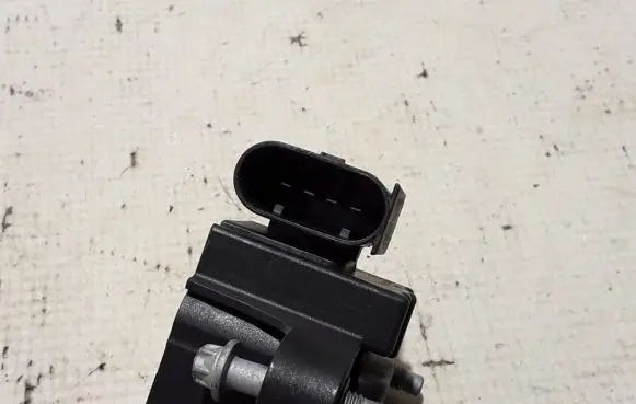 Mercedes-Benz GLA H247 High voltage ignition coil A2829062100
