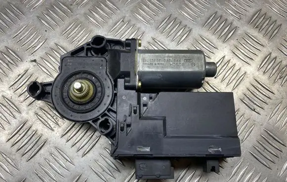 Citroen C5 Front door window regulator motor 9634457580 900830100 A90830033