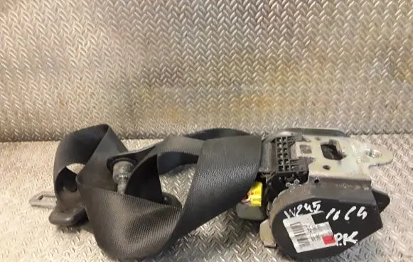 Mercedes-Benz B W245 Front seatbelt 1698608385 A1698608385
