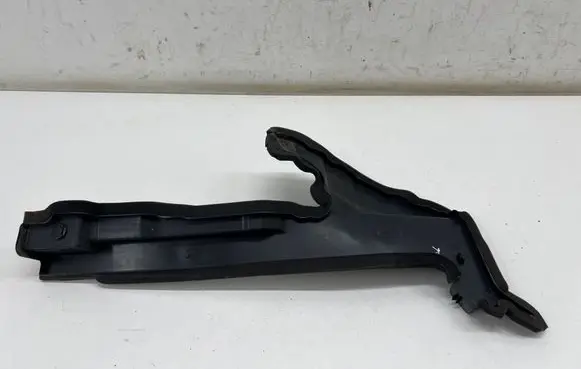 Nissan Qashqai J12 Radiator trim 21559HN20A