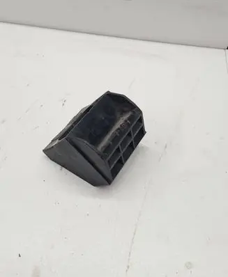 BMW 5 E60 E61 Radiator support slam panel bracket 7544526