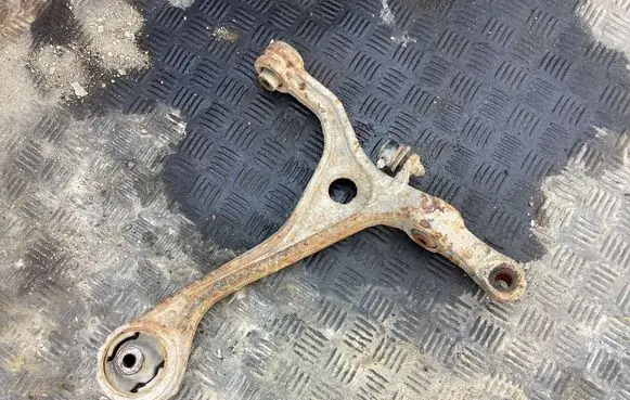 Honda Accord Front lower control arm/wishbone
