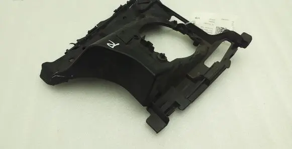 Porsche Cayenne (92A) Fog light bracket 7P5807682E