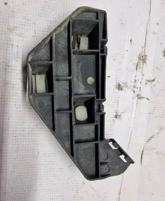 Honda CR-V Front bumper mounting bracket 71193S9A000050