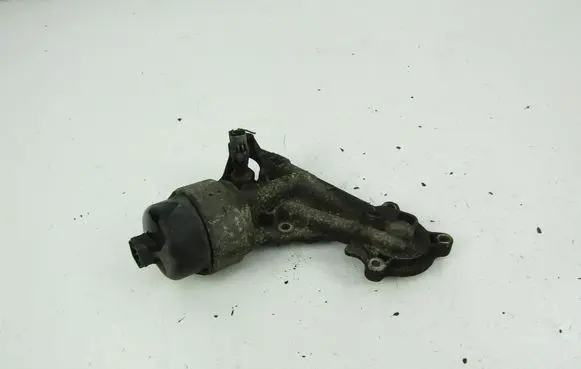Citroen C3 Oil filter mounting bracket 