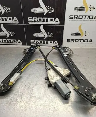 Mercedes-Benz CLS C218 X218 Rear window lifting mechanism without motor 918245100