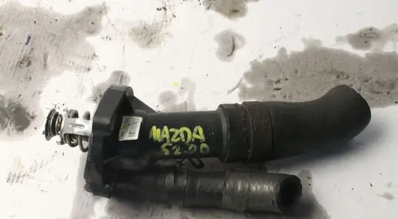 Mazda 5 Thermostat/thermostat housing ag9gaa