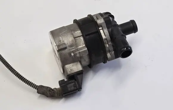 Audi Q8 Electric auxiliary coolant/water pump 4M0965567C