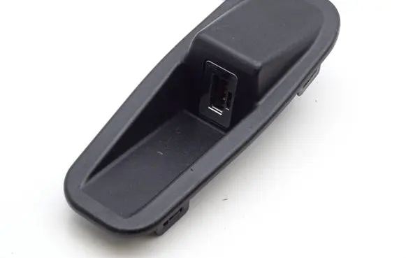 Ford Mondeo MK IV USB socket connector 9S71A045P40A