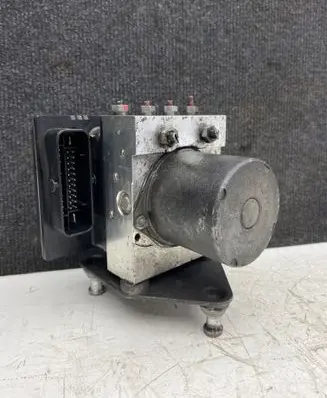 Mercedes-Benz Sprinter W906 ABS Pump A0074314612 141550