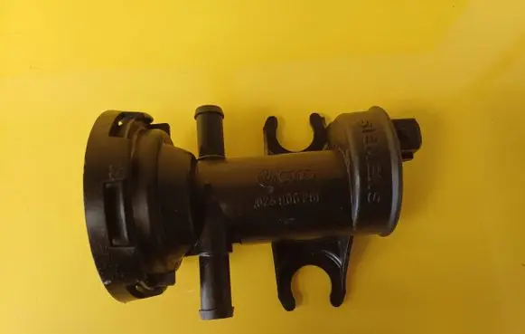 Volkswagen Golf III Turbo solenoid valve 023906281