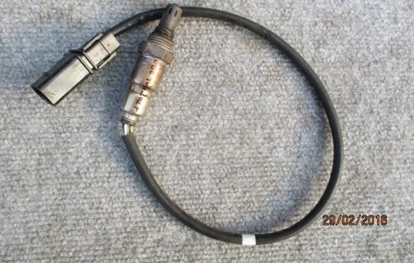 Volkswagen Golf VII Lambda probe sensor AUDI06E906262F