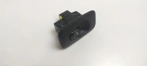 Volvo XC90 Electric window control switch 30658696 M8213